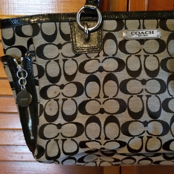 Coach Bag - Picture 2 of 6